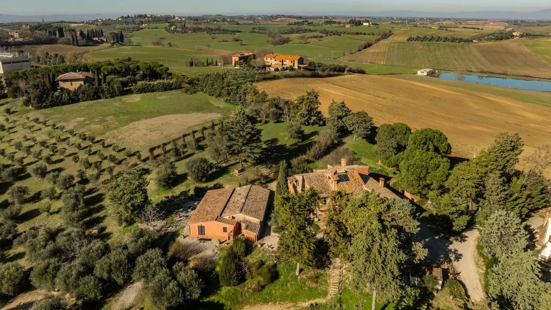 Casale in vendita nella campagna umbra, Villastrada