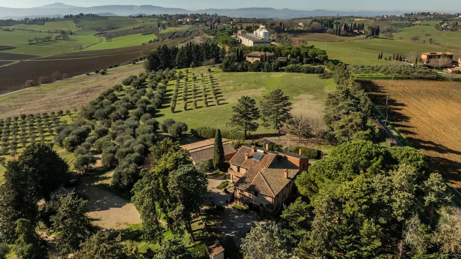 Casale in vendita nella campagna umbra, Villastrada