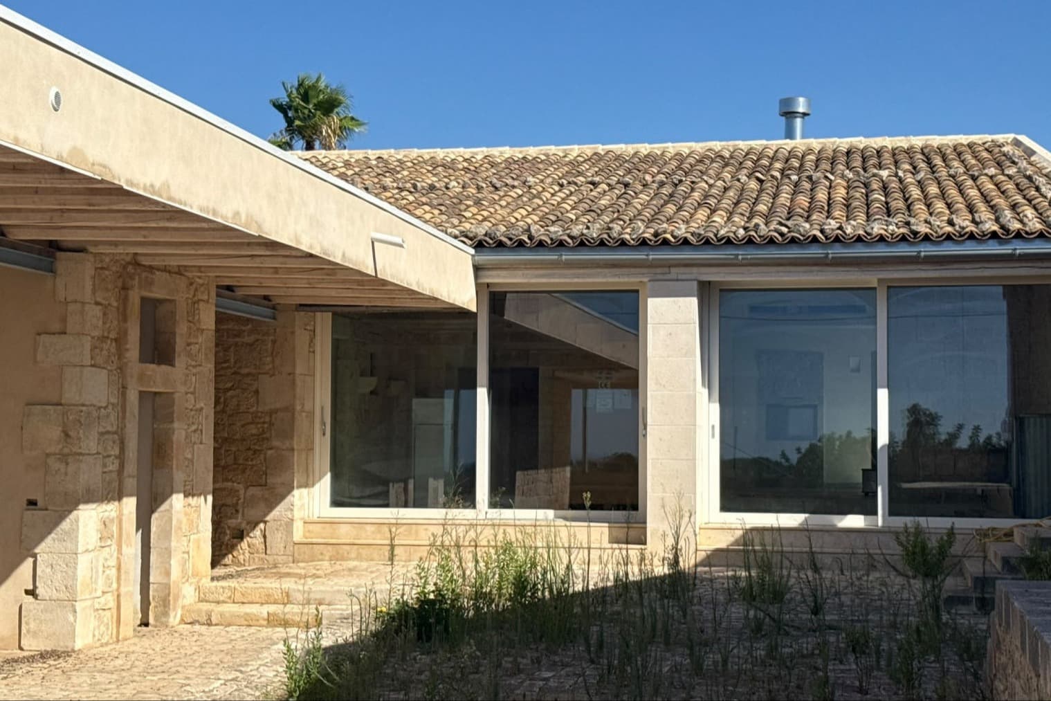 Casa indipendente a Scicli, Sicilia, con ampio terreno