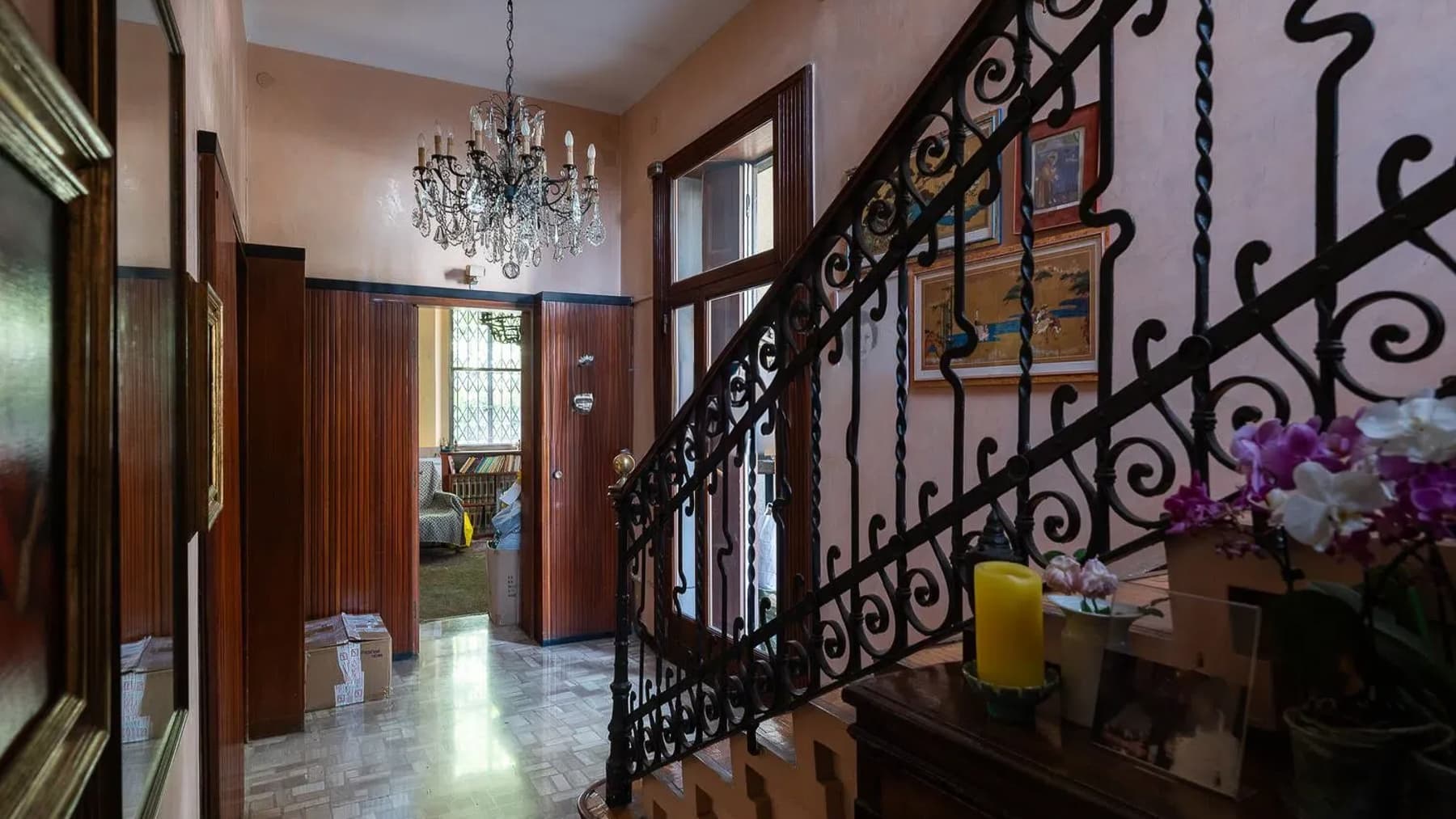 Interiors (17)