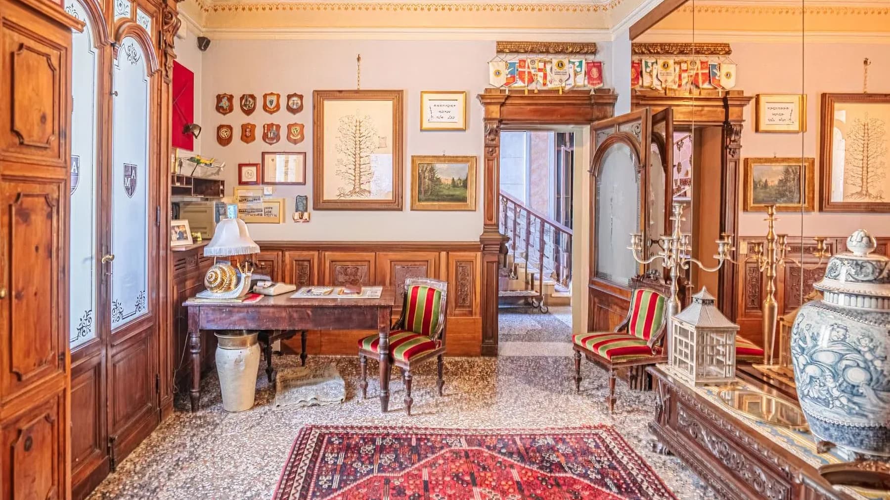Interiors (13)