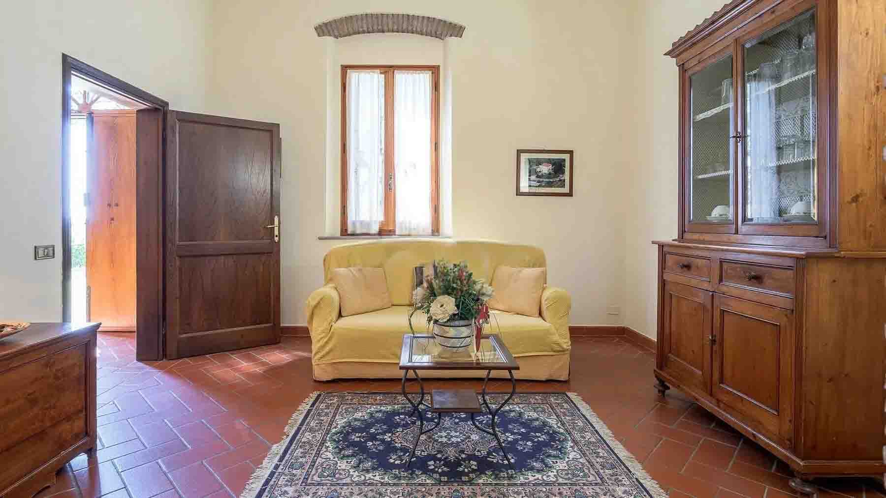 Interiors (3)