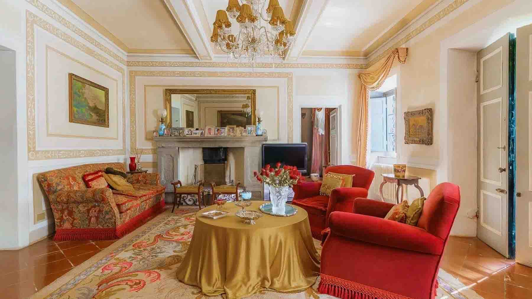Charming Villa in Lucca, Tuscany