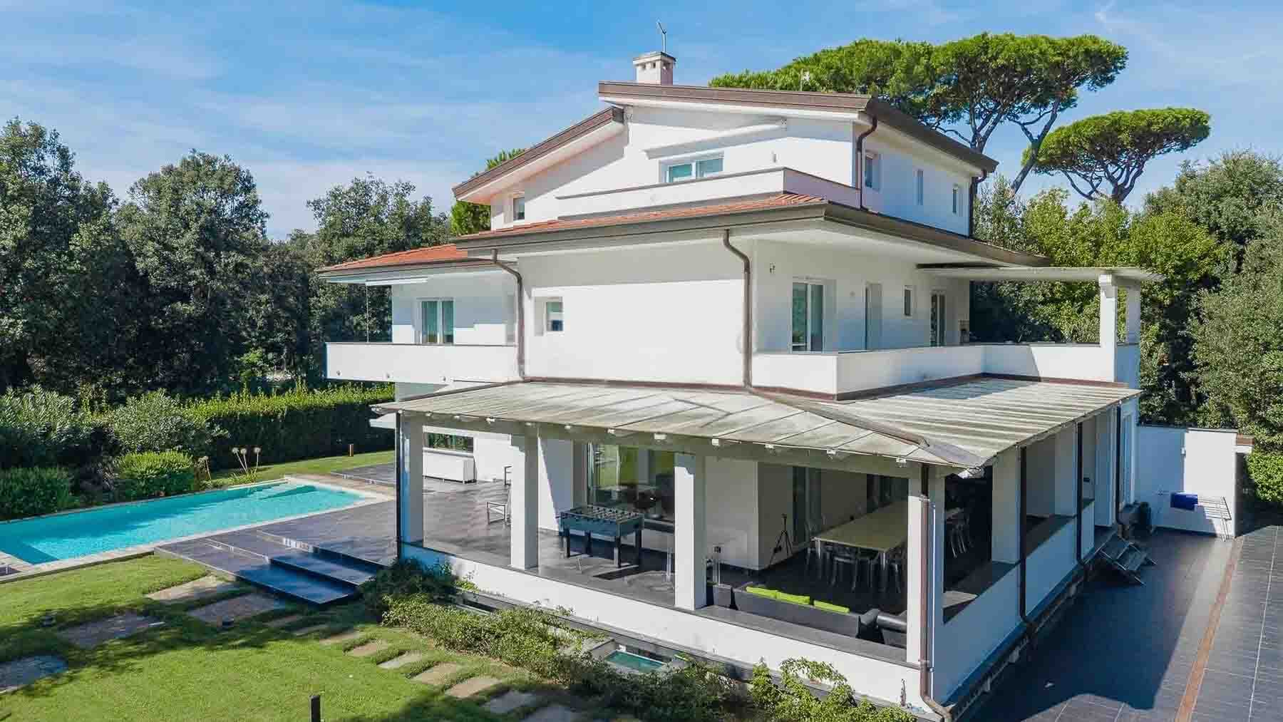 Stunning Villa in Versilia, Tuscany's Pietrasanta