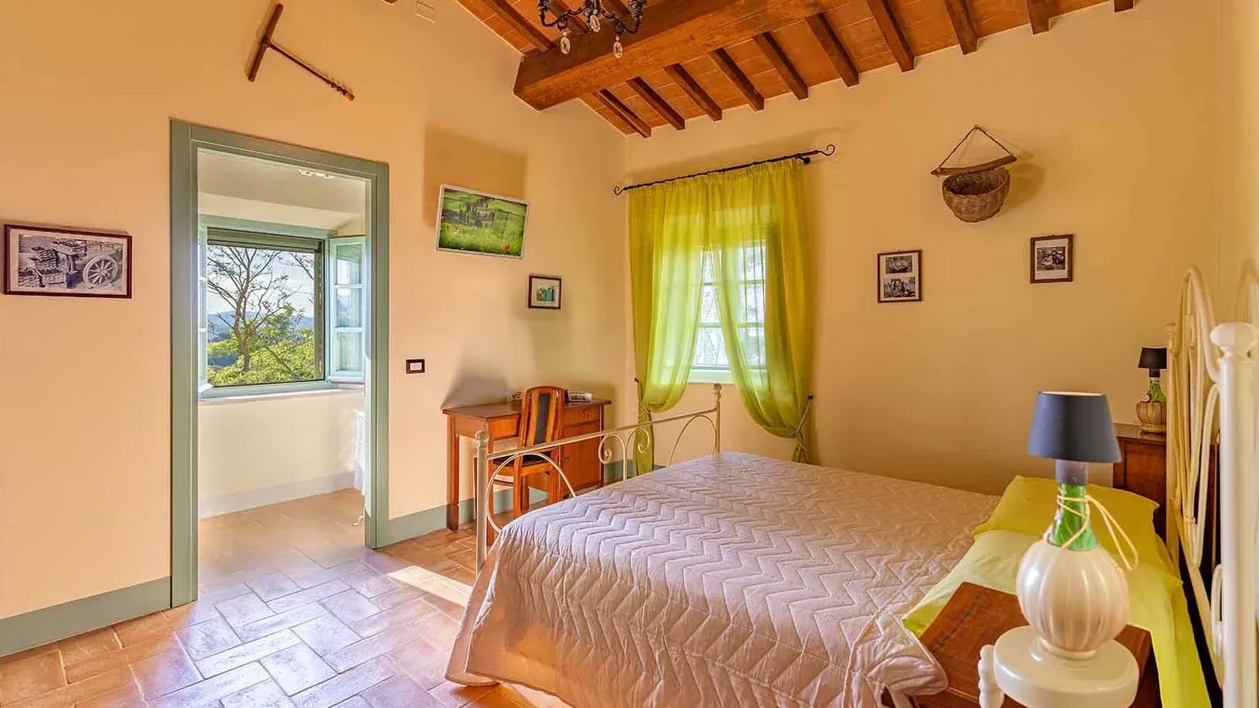 Rustic Country House in Chiusi, Tuscany