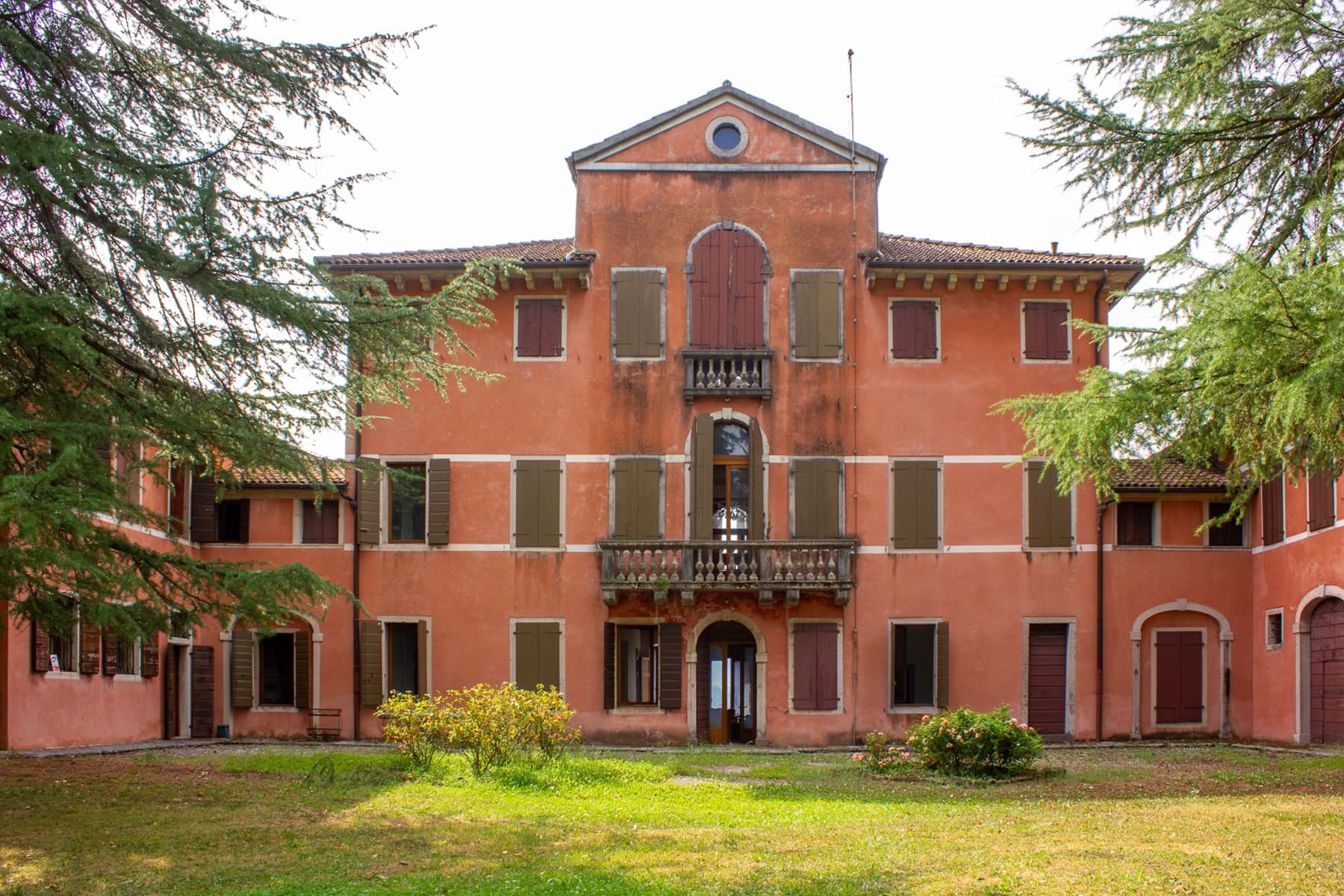 Casa indipendente storica con parco a Belluno, Dolomiti