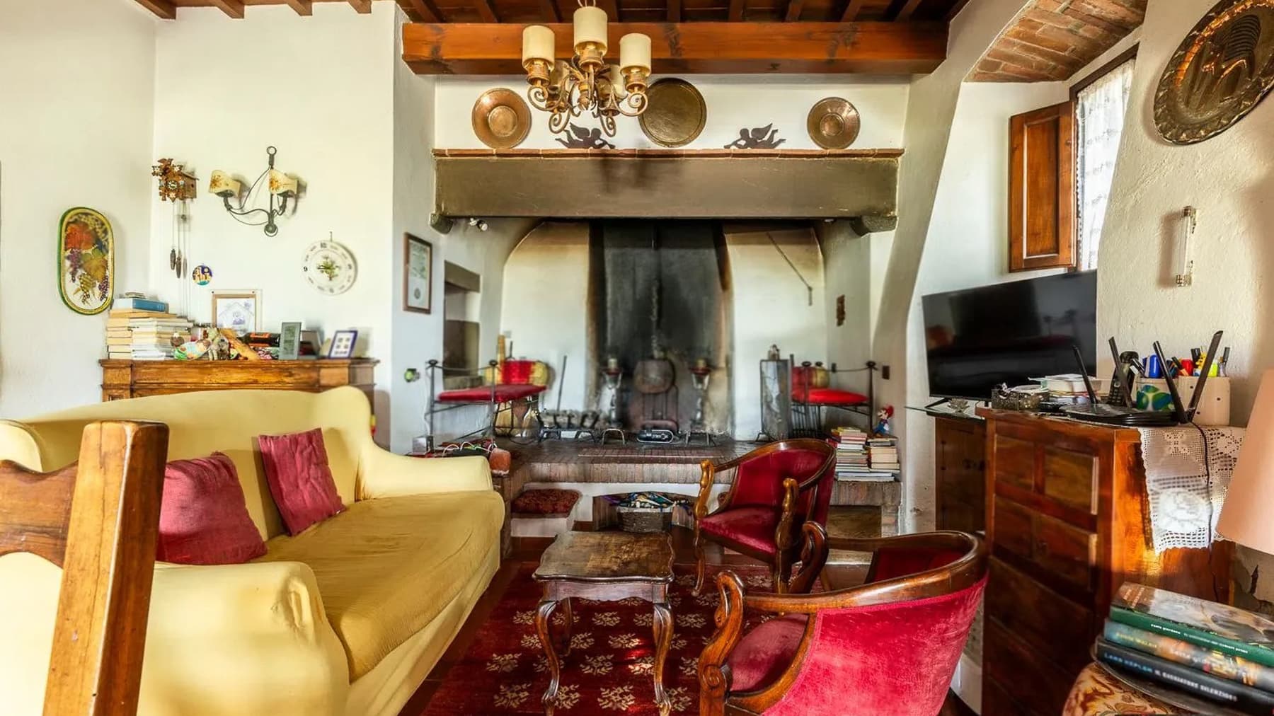 Charming Villa in Scenic Scandicci, Tuscany