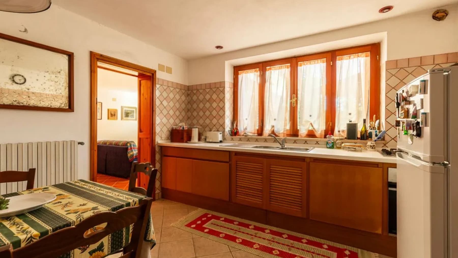 Interiors (26)