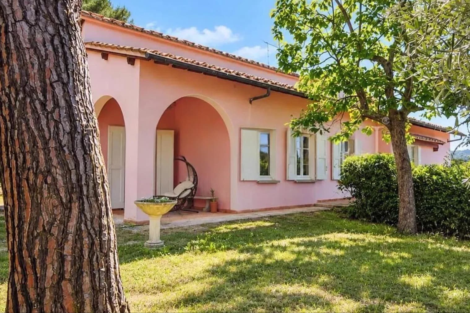 Villa panoramica con giardino a Impruneta, Toscana