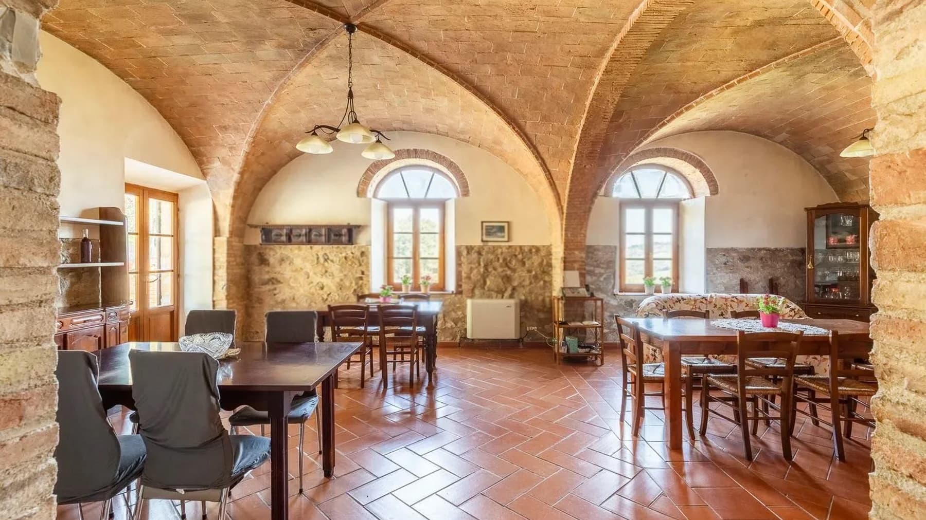 Interiors (10)