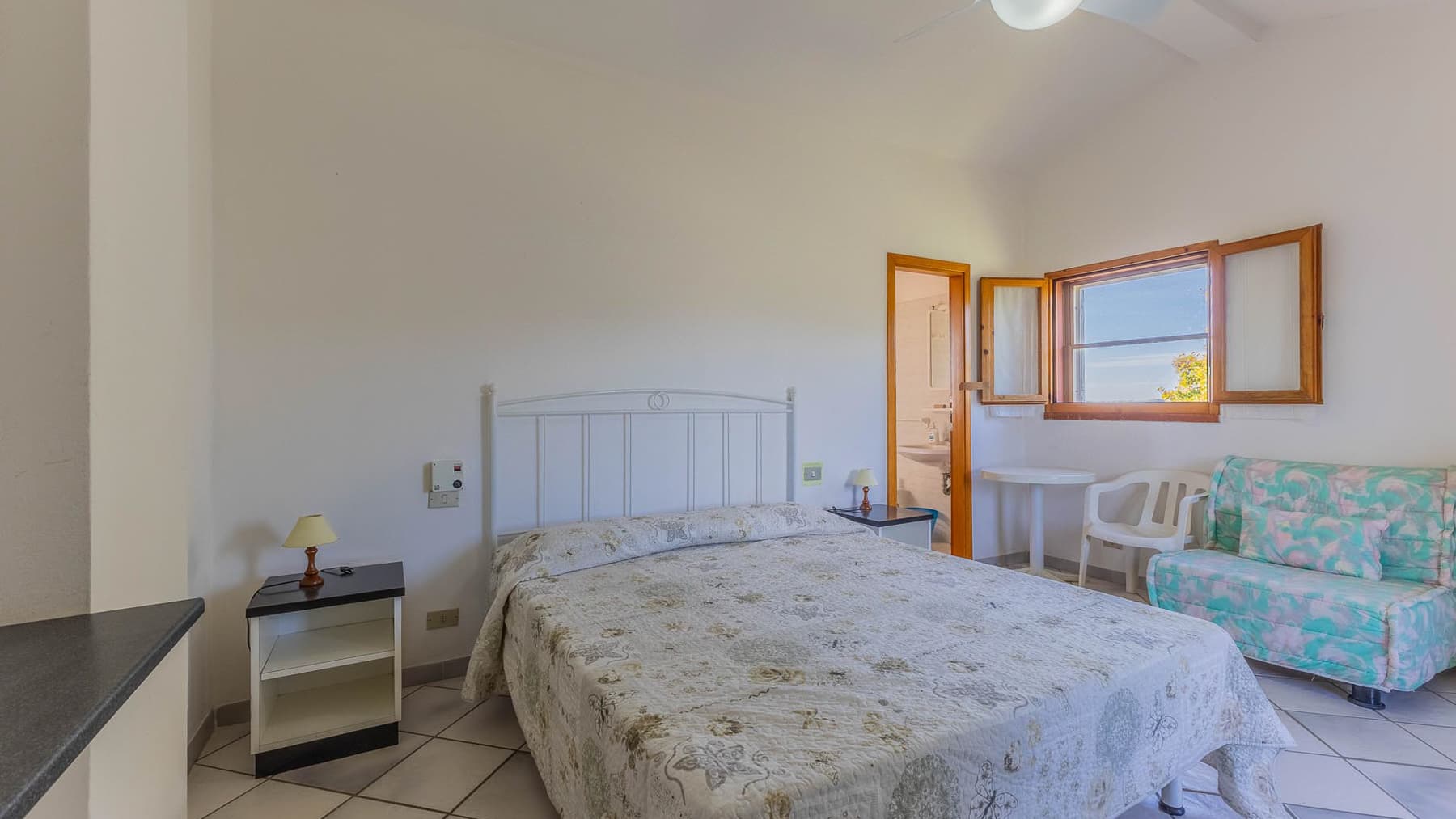 Agritourism Retreat in Scenic Castiglione, Tuscany