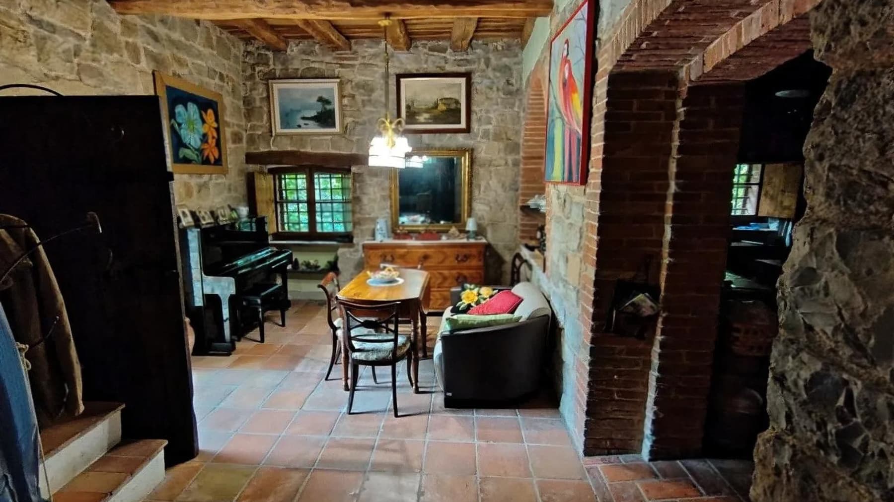 Interiors (3)