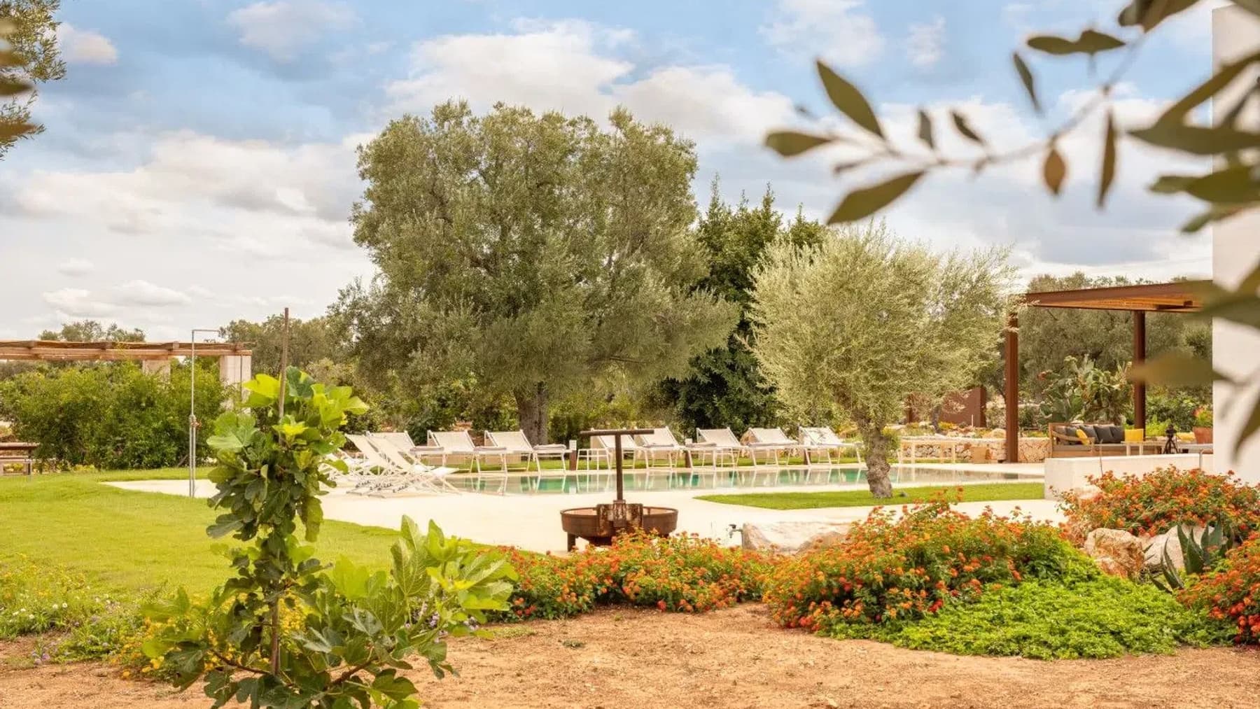 Villa di Lusso con Piscina a Carovigno, Puglia