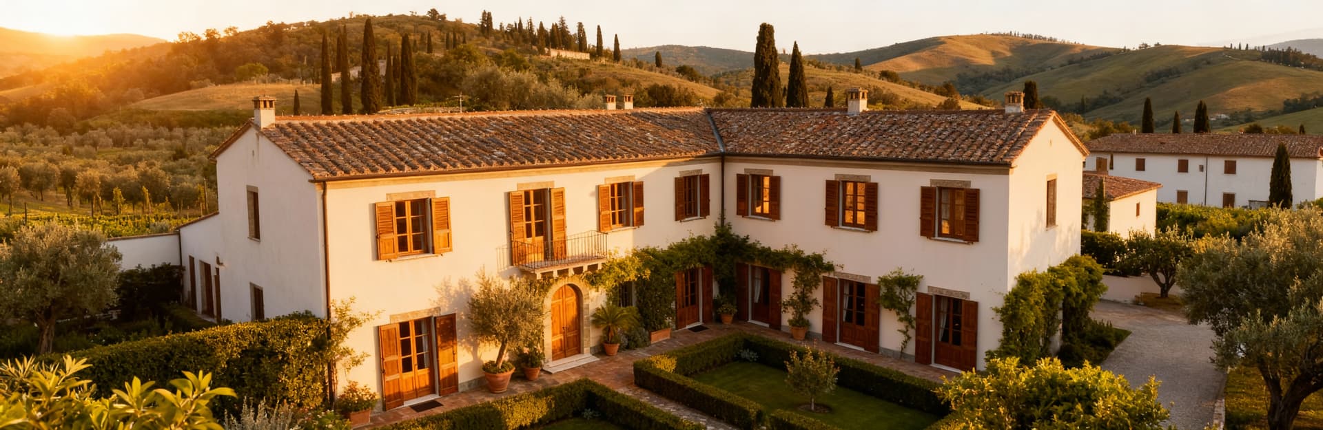 Luxury properties for sale in Pisa, Tuscany, surrounded by stunning landscapes and rich cultural heritage.