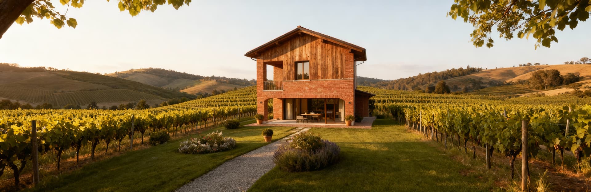 Luxury properties for sale in Piacenza, Emilia-Romagna countryside, featuring elegant villas and stunning views.