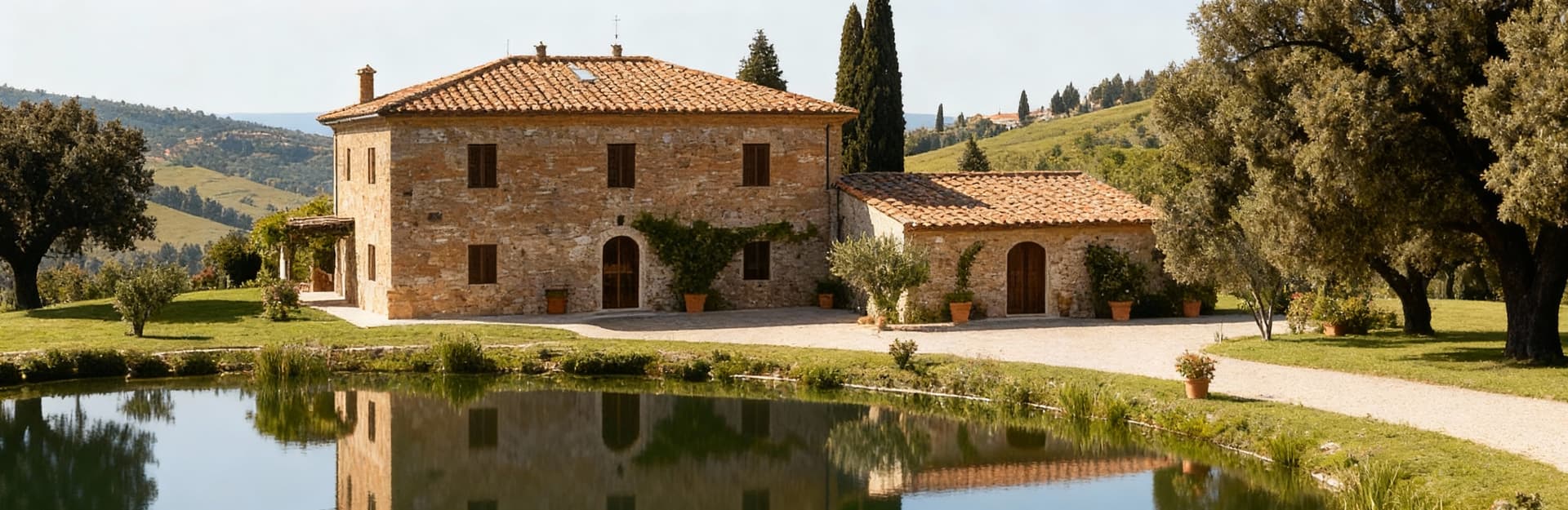 Scenic lakeside properties for sale in the Perugia region, showcasing Umbria's serene landscapes and artistic towns.