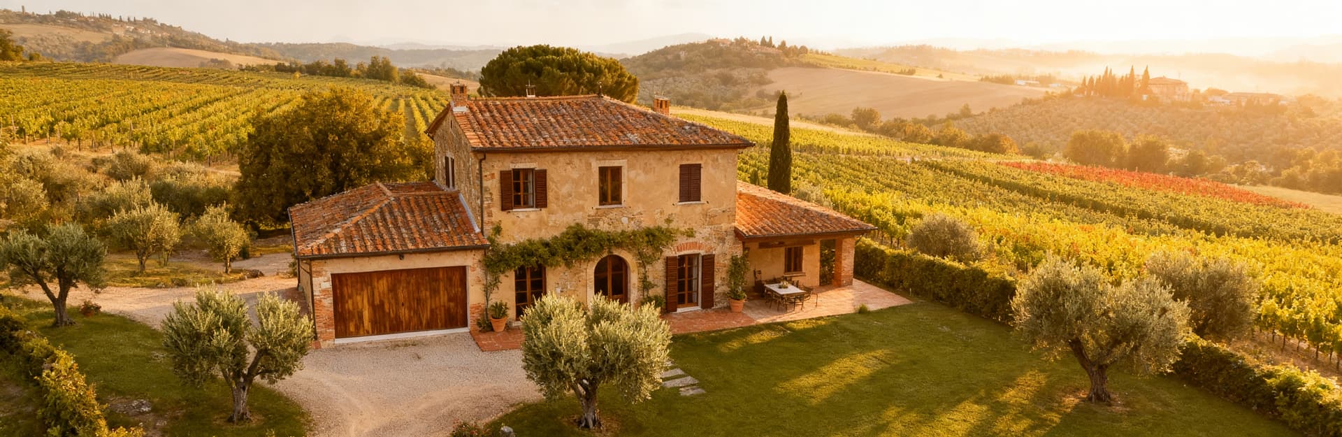 Luxury properties for sale in Tuscany, Arezzo, nestled in picturesque countryside with stunning views and rich heritage.