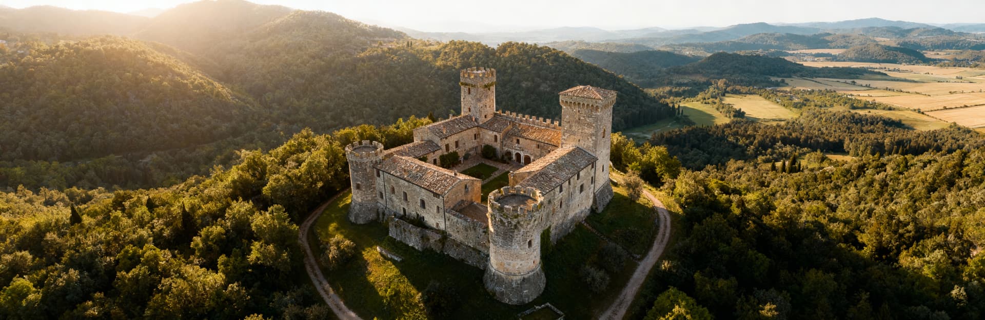 Luxury villas for sale in Lazio's Città area, featuring stunning landscapes and rich cultural heritage.