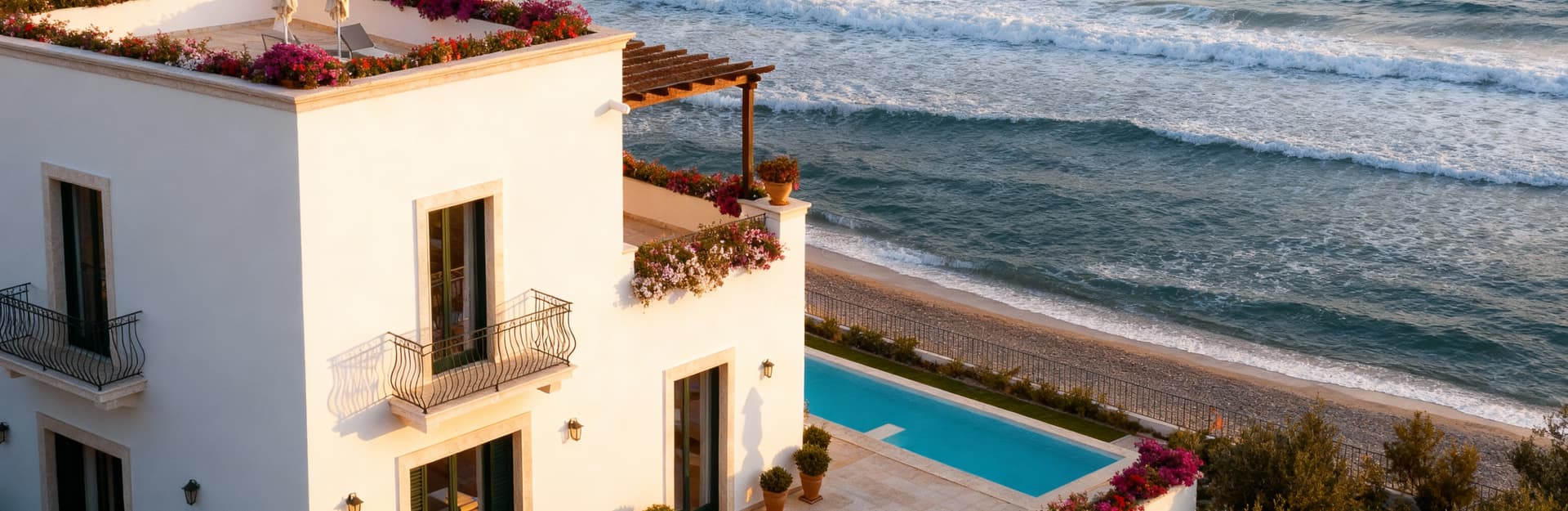 Stunning countryside villas for sale in Asti, Piemonte, surrounded by hills and vineyards, perfect for luxury living.