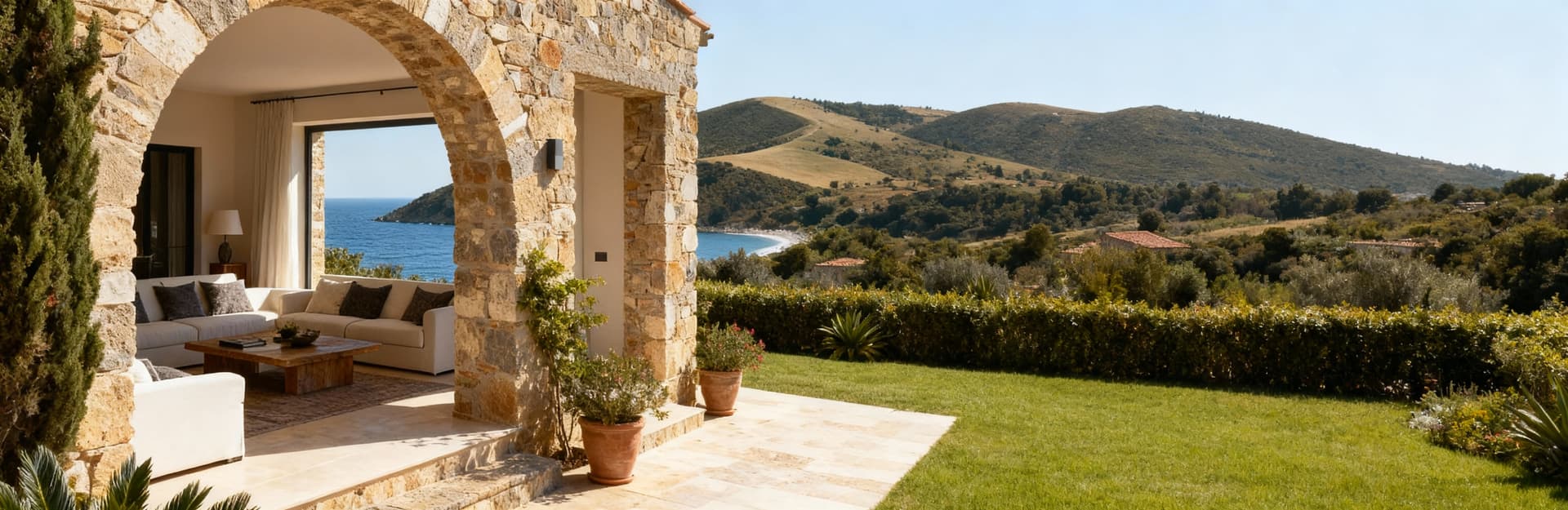 Prestigious villas for sale in Grosseto, surrounded by Maremma's stunning landscapes, near the crystal-clear sea.