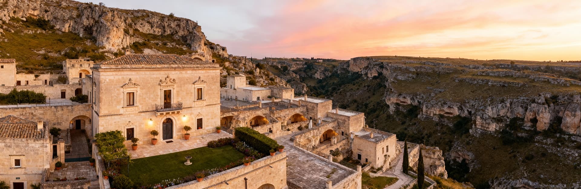 Historic buildings for sale in Matera, showcasing local architecture and stunning views in a UNESCO World Heritage site.