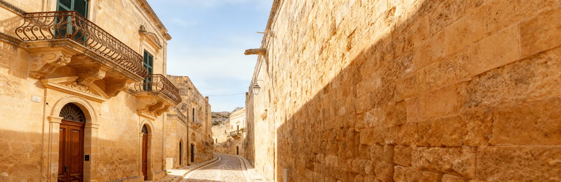 Charming rustic homes for sale in Viterbo's Lake District, surrounded by stunning landscapes and historical richness.