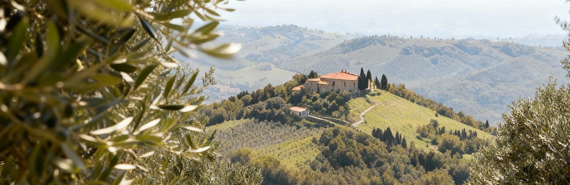 Luxury apartments for sale in Siracusa, Sicily, overlooking the stunning coastline and rich cultural heritage.