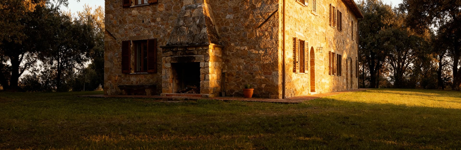 Luxury apartments for sale in Tuscany's Chianti region, surrounded by vineyards, olive groves, and stunning countryside views.