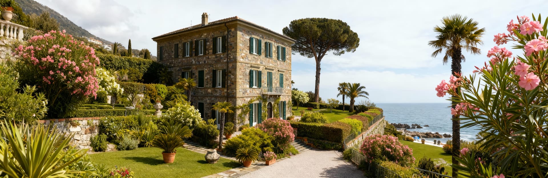 Luxury real estate for sale in Genoa’s city center, featuring elegant villas and modern penthouses with stunning sea views.
