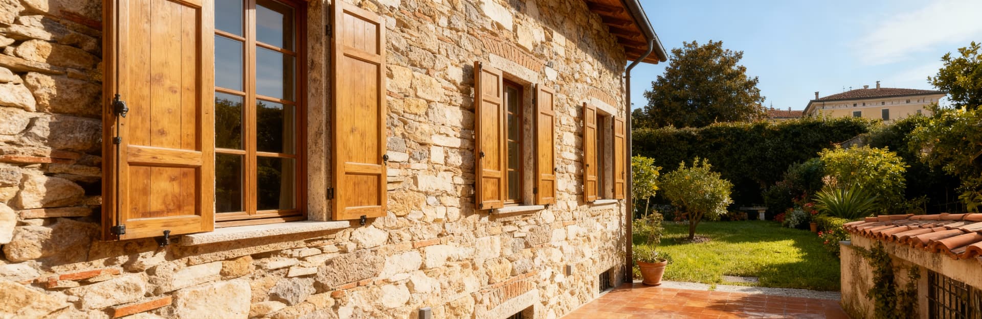 Terraced houses for sale in Brescia's Città area, blending historic charm with modern living near stunning landscapes.