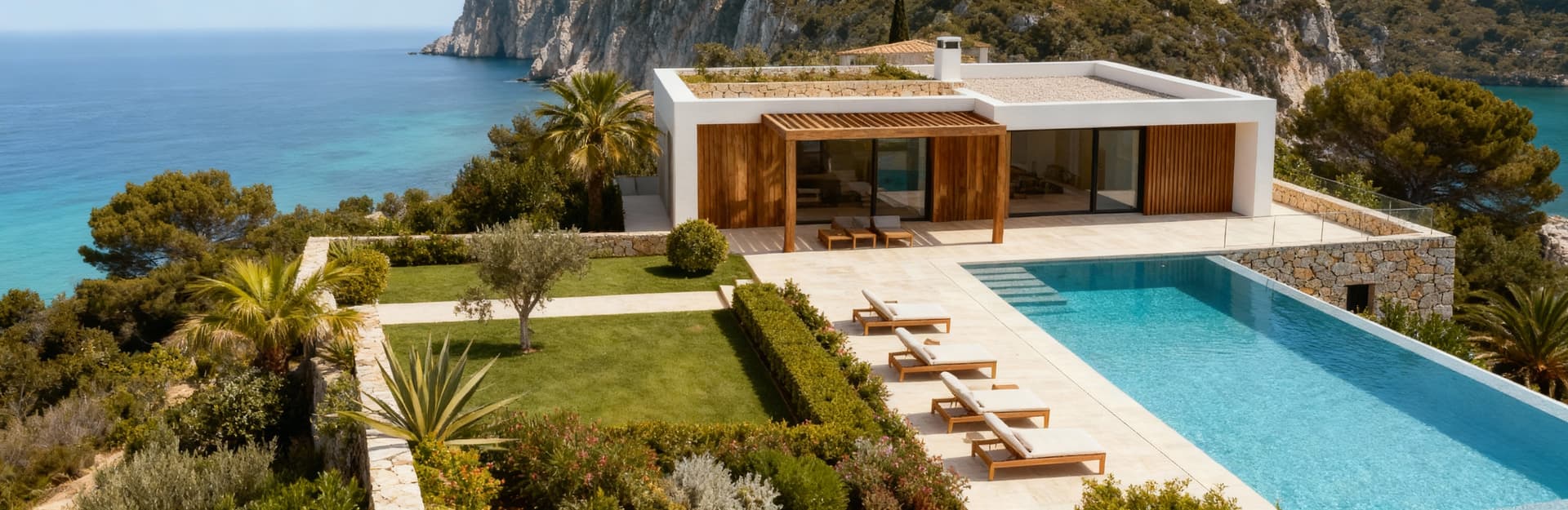 Luxury villas for sale in Messina by the sea, featuring stunning views and Mediterranean architectural style.