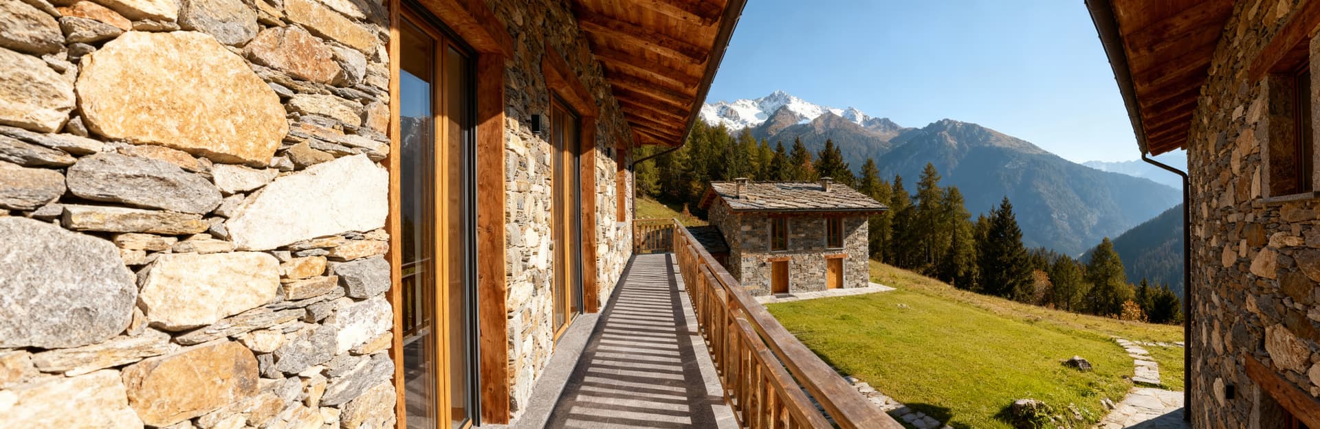 Luxury villas for sale in Perugia, Umbria, featuring stunning landscapes, gardens, and proximity to historic city center.