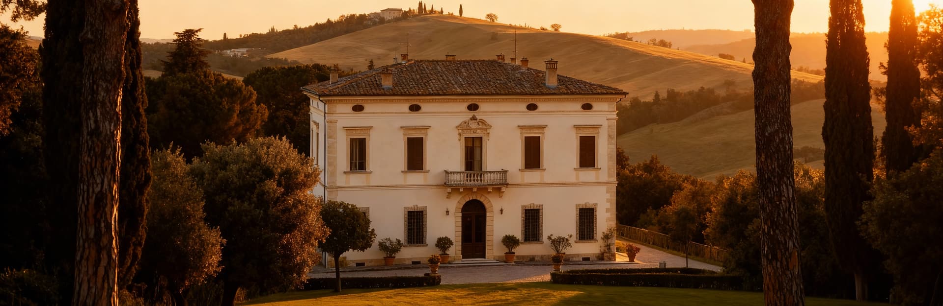 Elegant hotels for sale in the serene countryside of Perugia, Umbria, featuring historic villas and stunning landscapes.