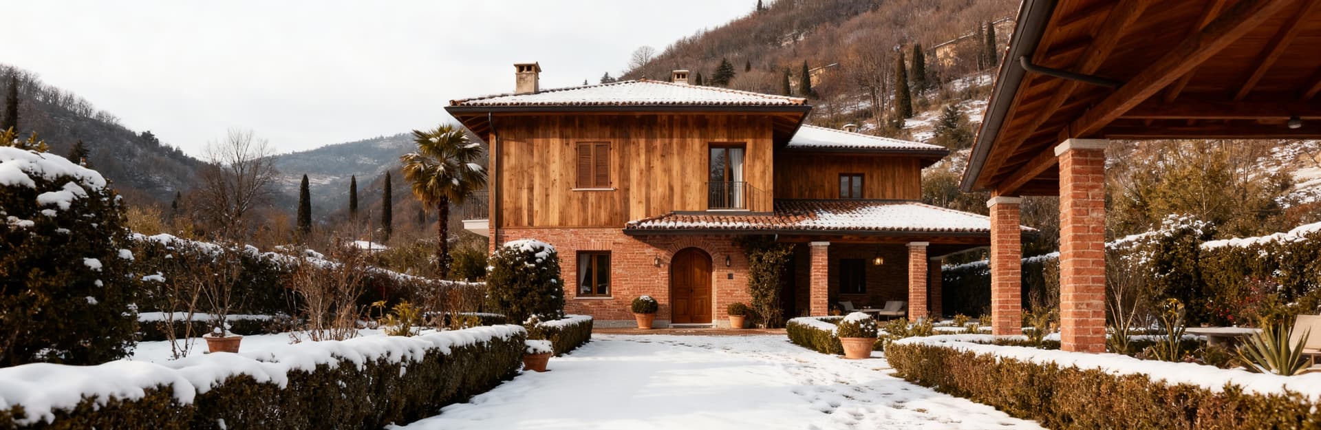Independent houses for sale in Pordenone, featuring elegant villas, historic homes, and scenic residences amidst natural beauty.