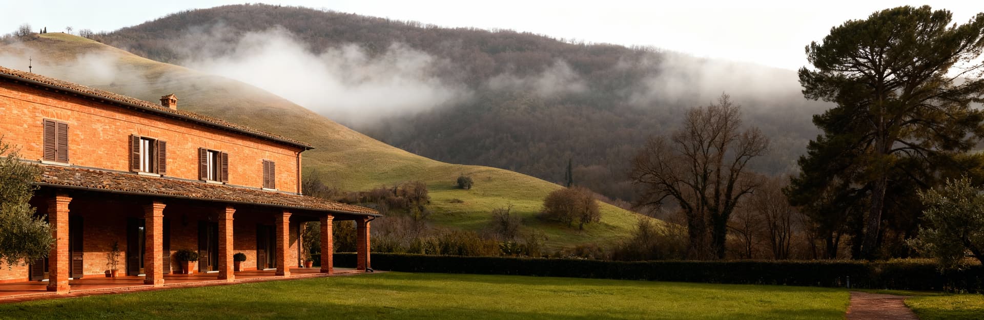 Charming rustic properties for sale in Fermo, Marche, blending rural beauty with cultural heritage near the Adriatic coast.
