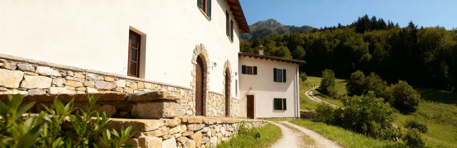 Luxury properties for sale in Trento's Campagna, surrounded by stunning landscapes, elegant villas, and historic estates.