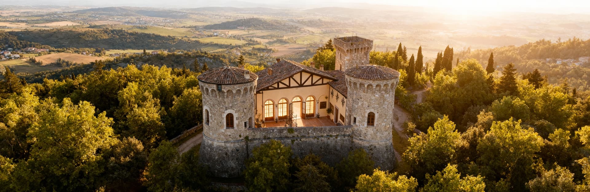 Stunning lakeside properties for sale, featuring luxury homes with breathtaking views and exclusive private gardens.