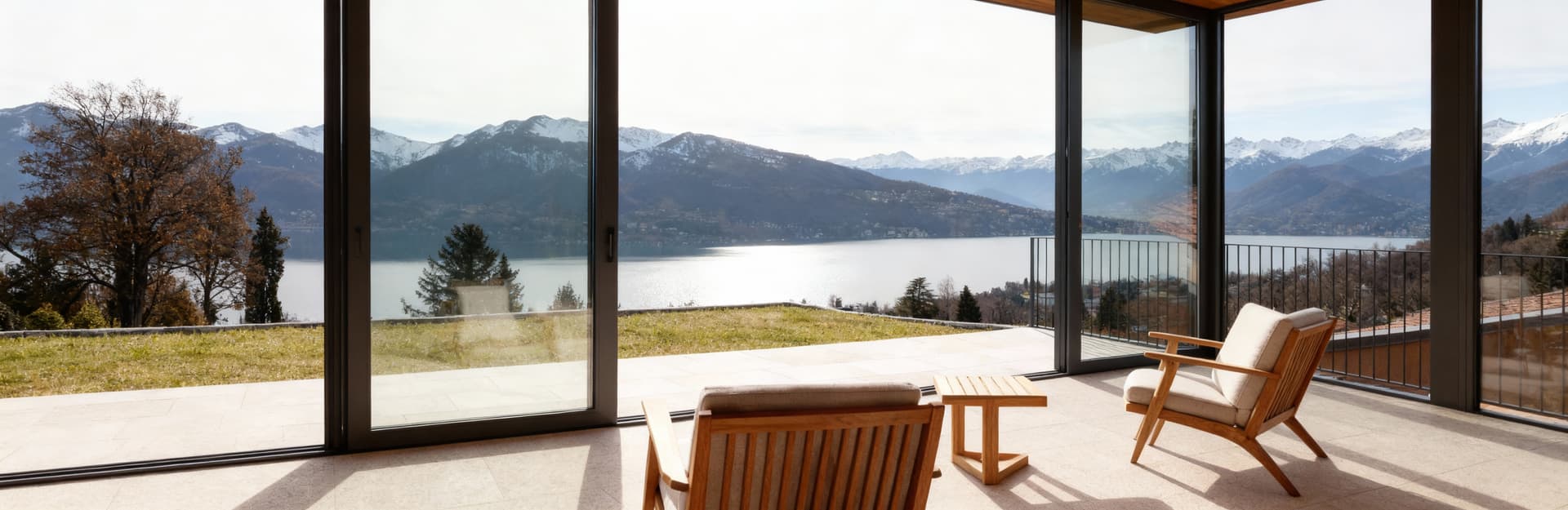 Luxury penthouses for sale in Varese, featuring stunning lake and Prealps views, bright spaces, and high quality of life.