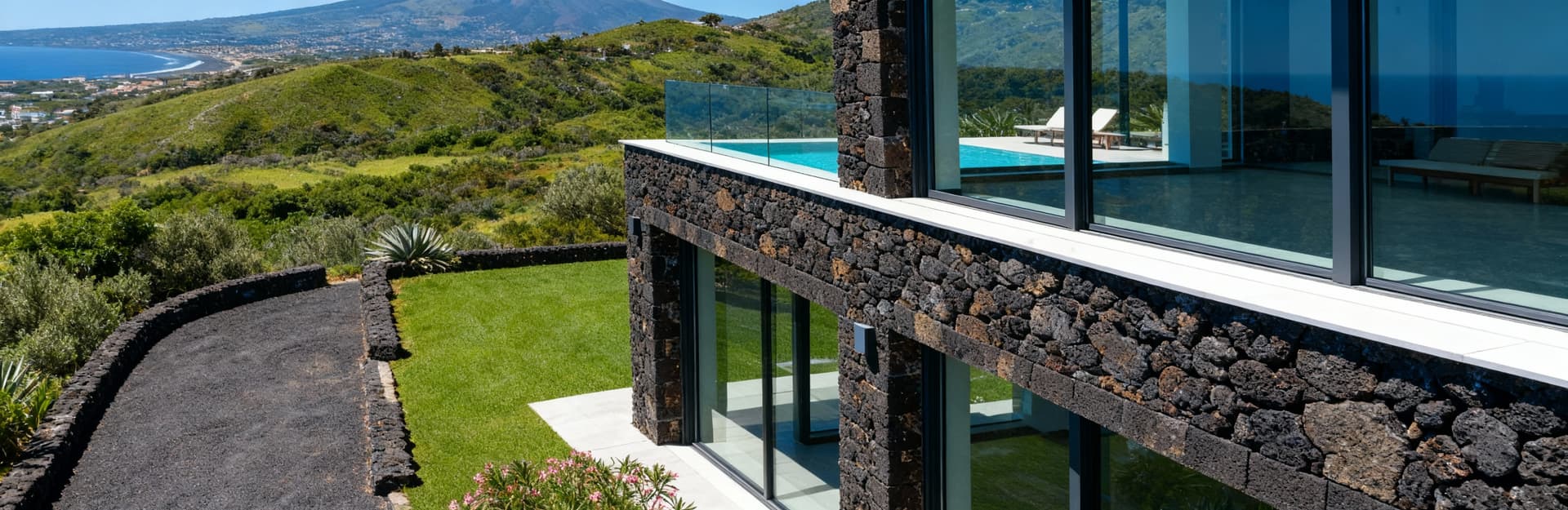 Luxury properties for sale in Catania, overlooking the sea and Mount Etna, featuring stunning villas and penthouses.