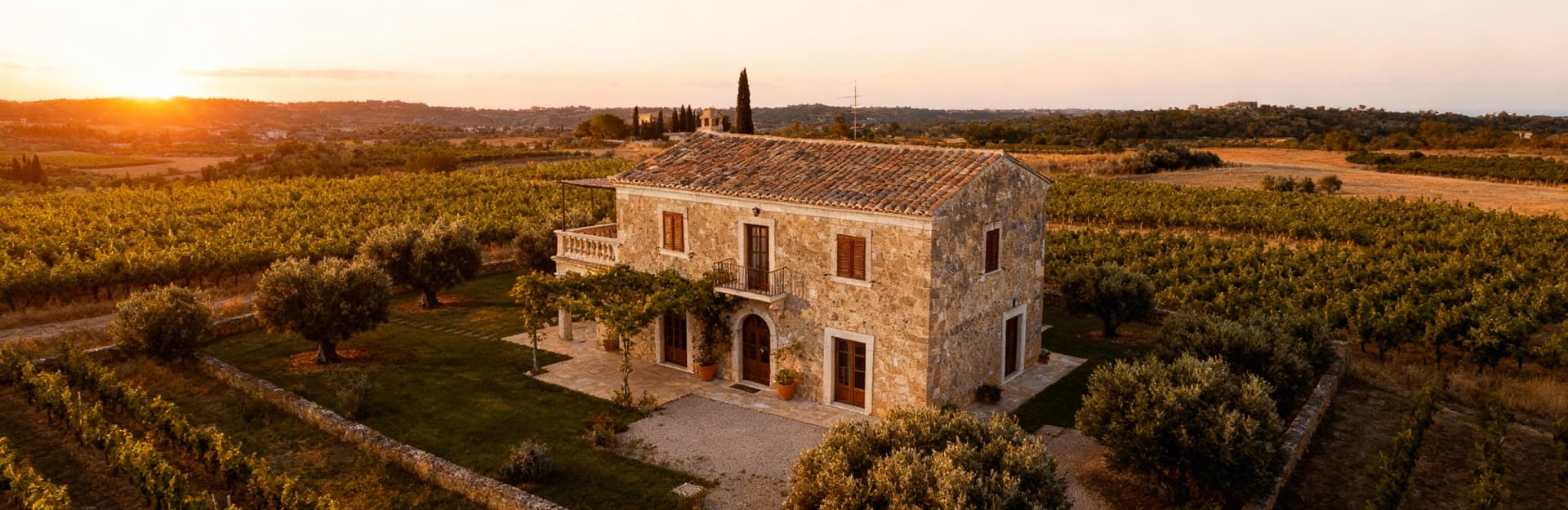 Independent homes for sale in Sicily's countryside, surrounded by olive groves, vineyards, and stunning rural landscapes.