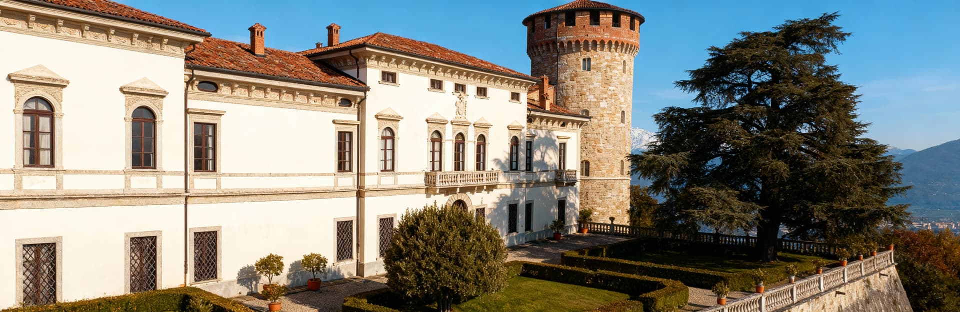 Luxurious villas for sale in Santa Margherita Ligure, surrounded by stunning landscapes and rich cultural heritage.