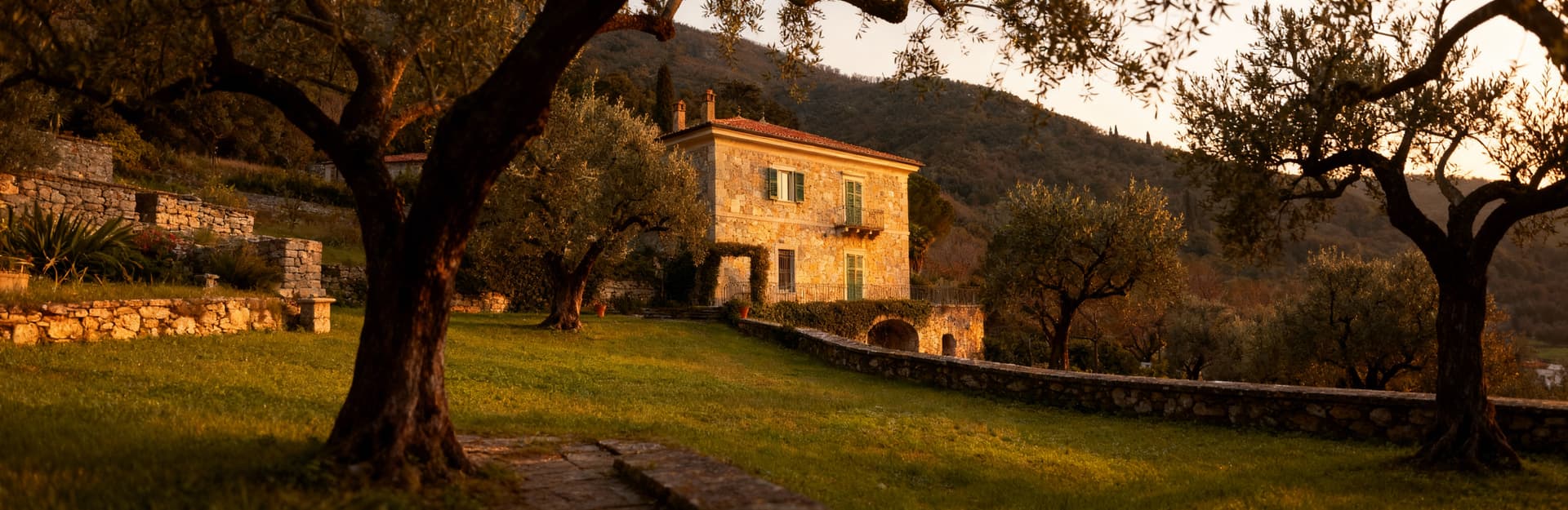 Luxury apartments for sale in Santa Margherita Ligure, overlooking the sea, with stunning coastal views and rich cultural heritage.