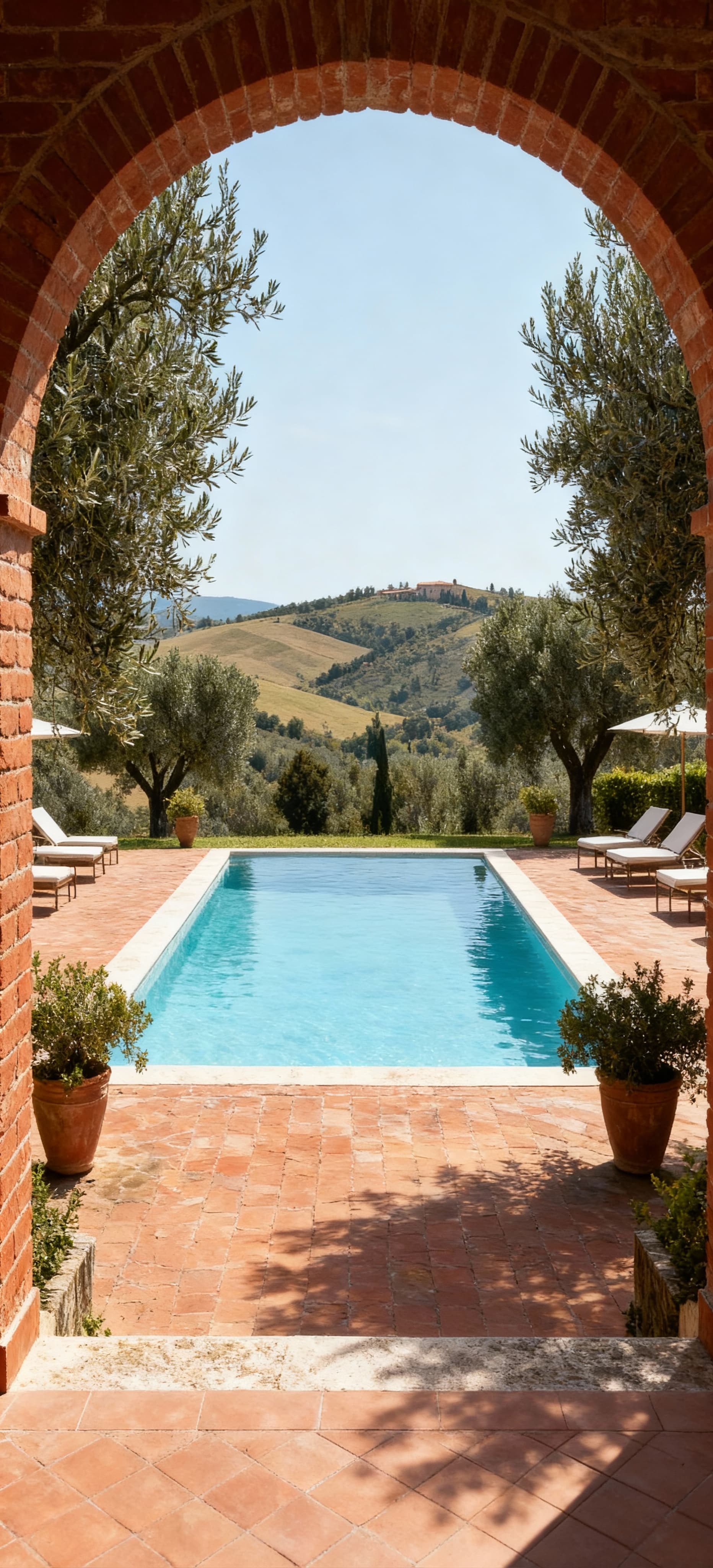 Villa esclusiva in Toscana, Grosseto, con piscina, ulivi e vista panoramica sulla Maremma. Ambiente sereno e naturale.