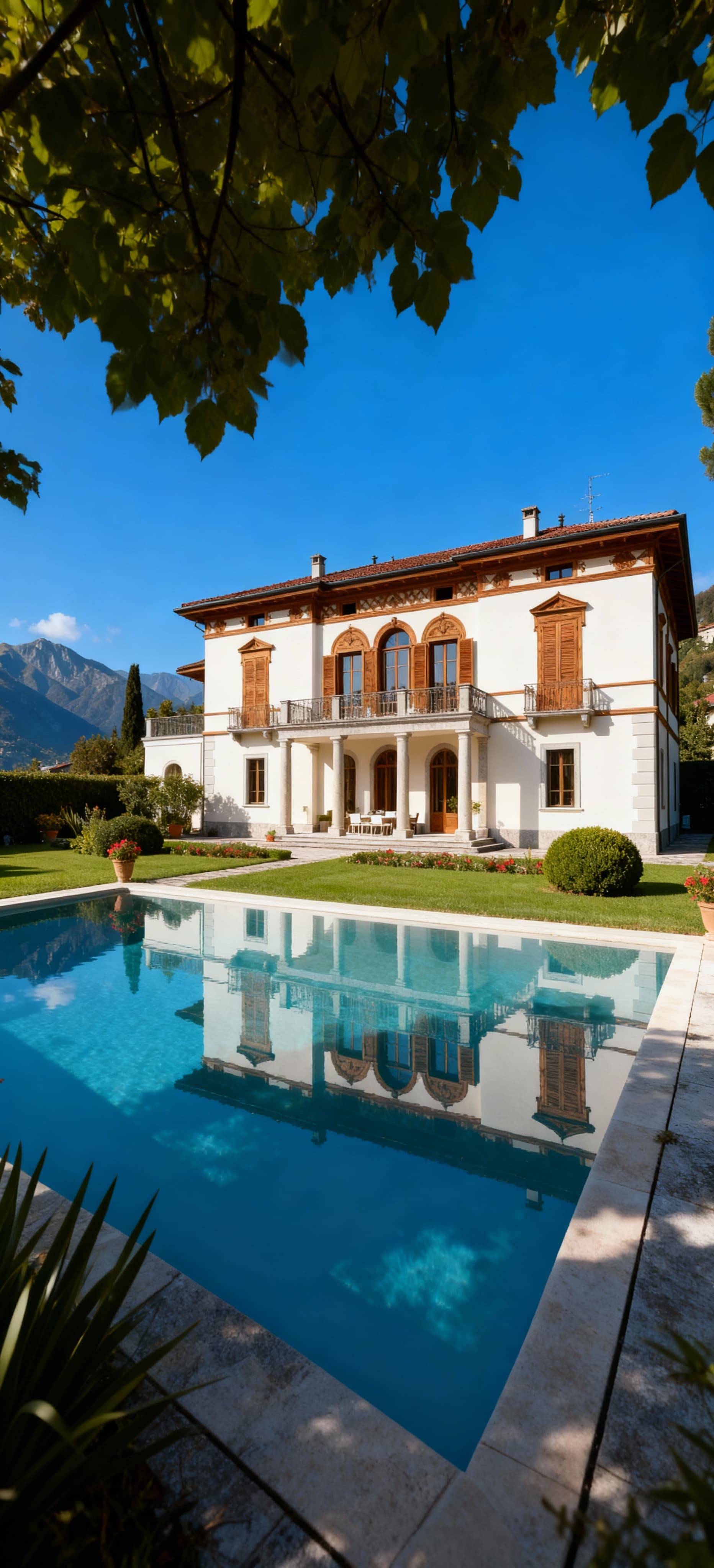 Stunning villas for sale in Alessandria, Piemonte, featuring scenic views, vineyards, and charming historical villages.