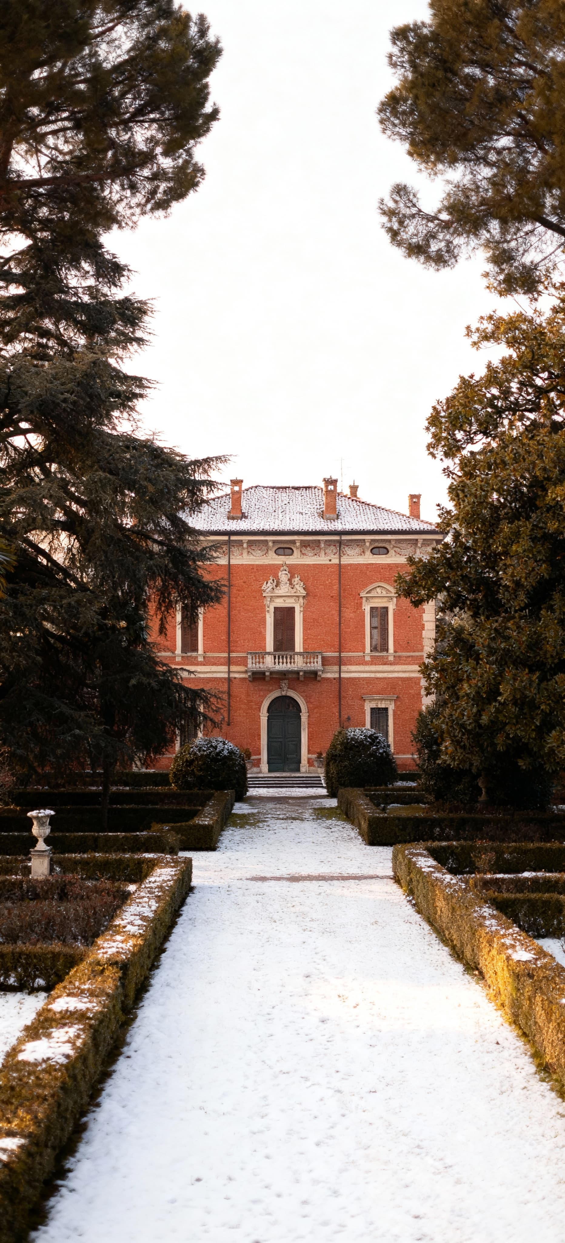 Charming villas for sale in Novara, Piemonte, surrounded by stunning landscapes and rich cultural heritage.