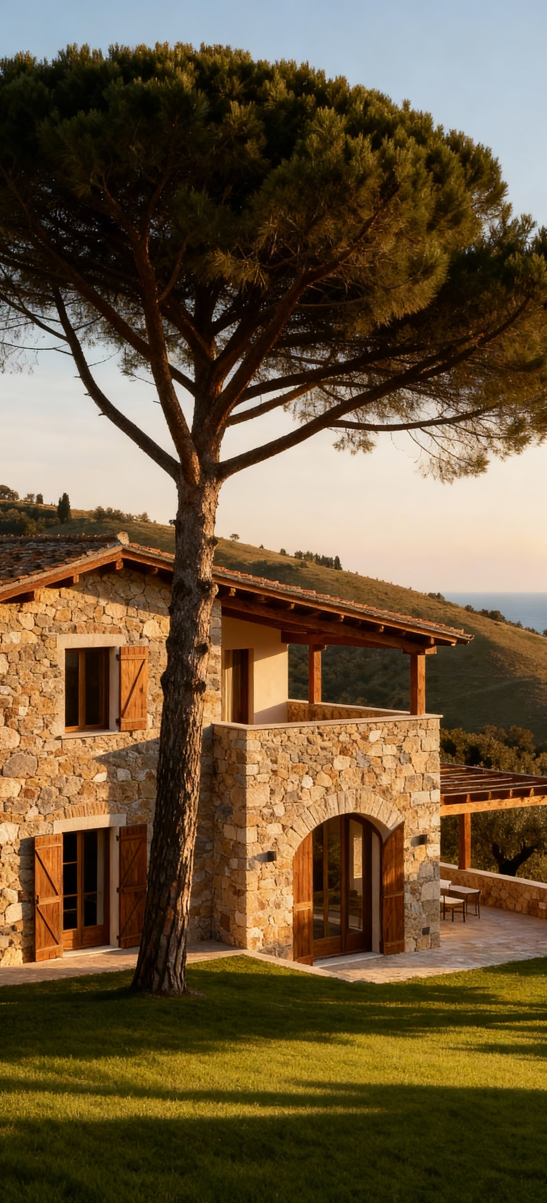 Luxury properties for sale in Versilia's countryside, showcasing stunning villas and breathtaking landscapes of Tuscany.