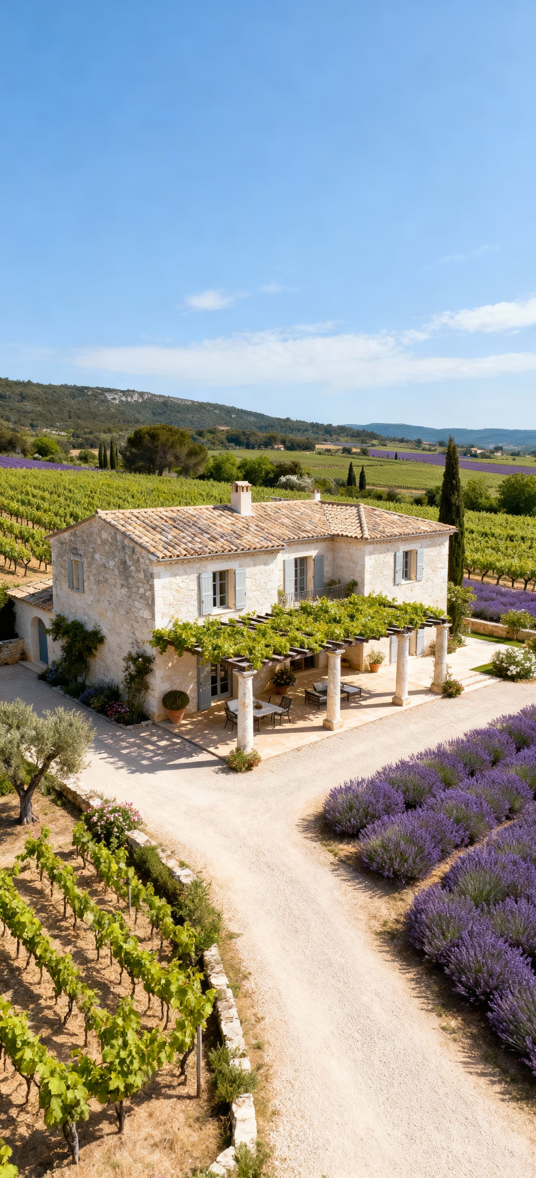 Luxury properties for sale in Venice's seaside area, showcasing stunning Adriatic views and exquisite historic architecture.