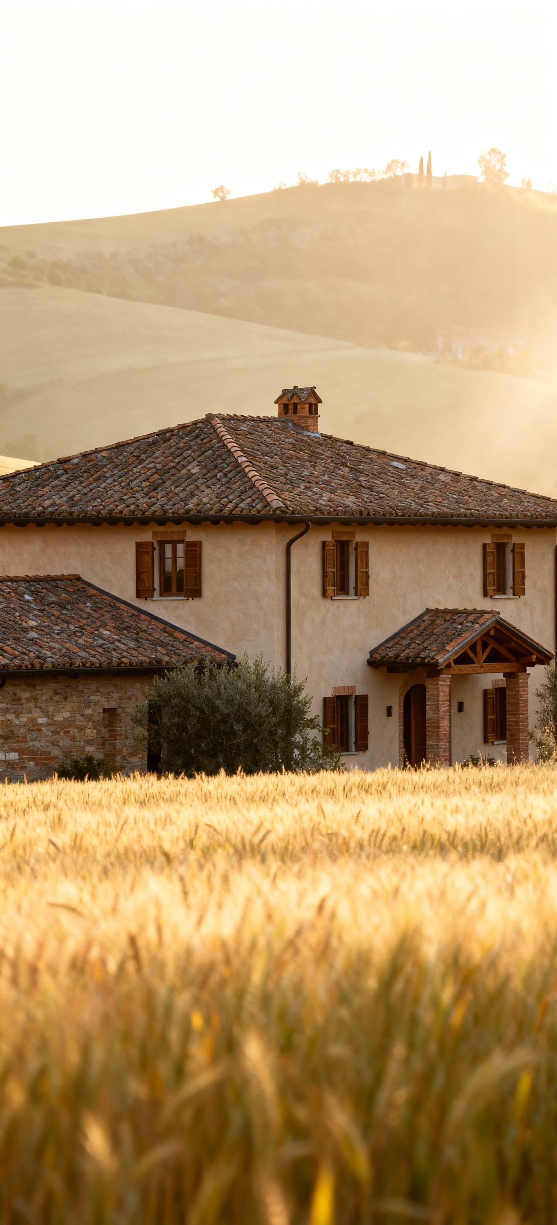 Charming restored farmhouses for sale in Bologna province, blending tradition with modern comfort.