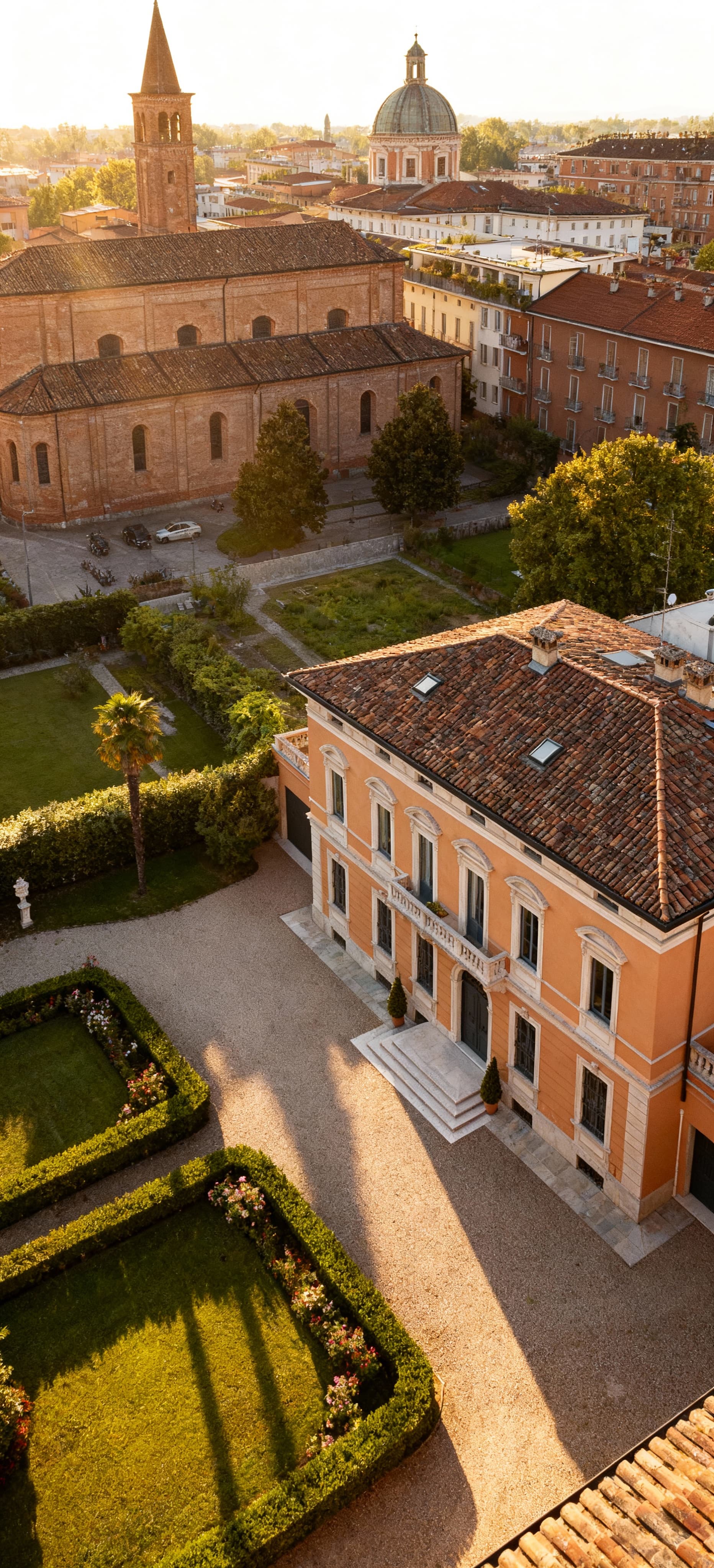 Luxury properties for sale in Piedmont, featuring elegant villas and historic homes by the stunning Lake Maggiore.