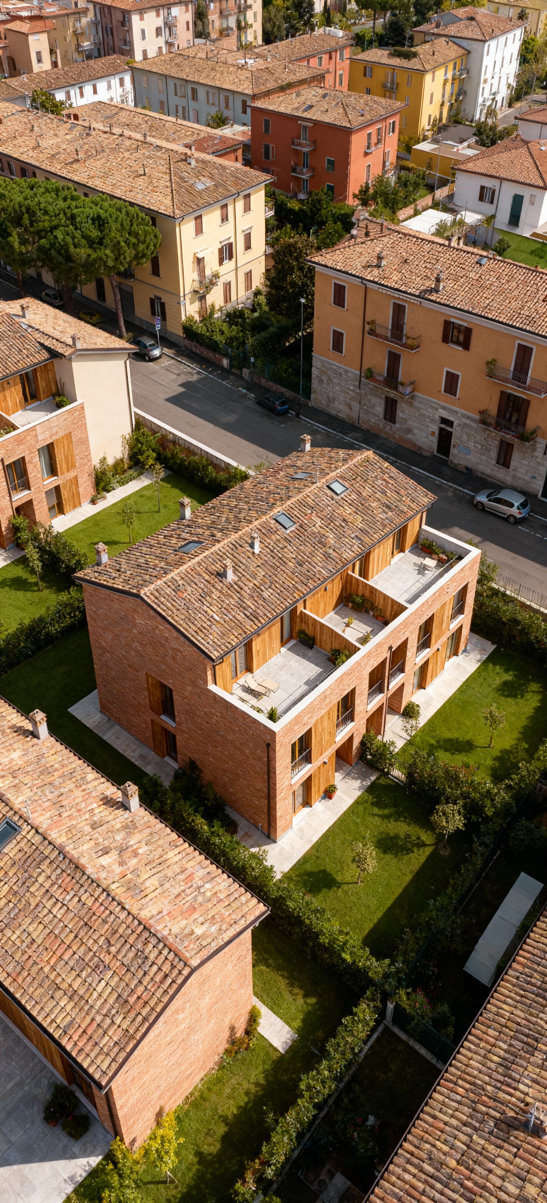 Charming townhouses for sale in Lazio, offering independent living in urban areas with privacy and easy access to services.